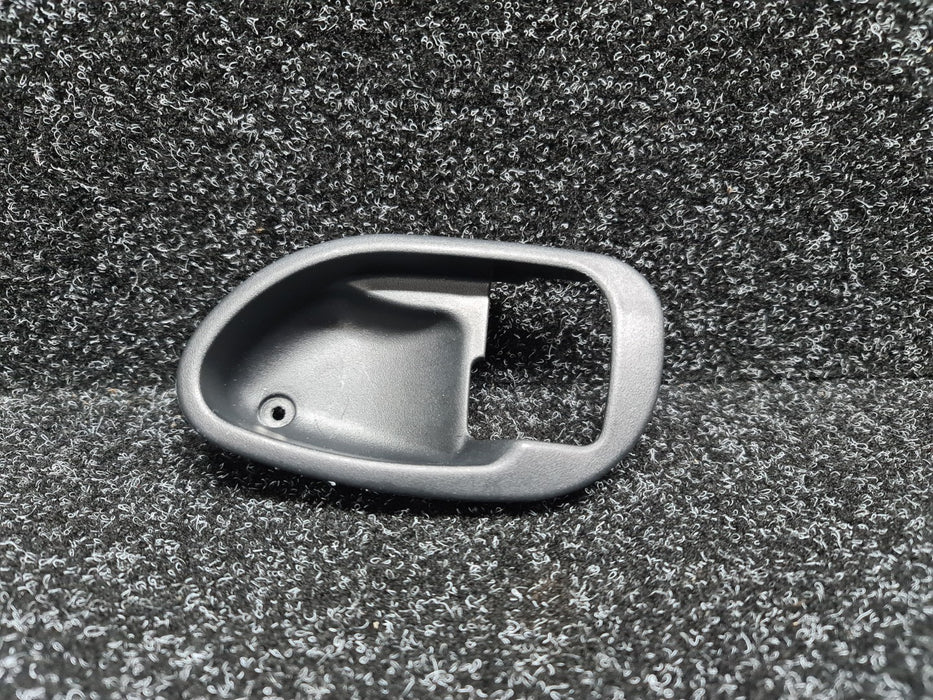 Used Mitsubishi Lancer Evolution Door Handle Inside Cover Trim Evo 4 5 6 TME - LHS - CN9A CP9A MR748080 MB842875