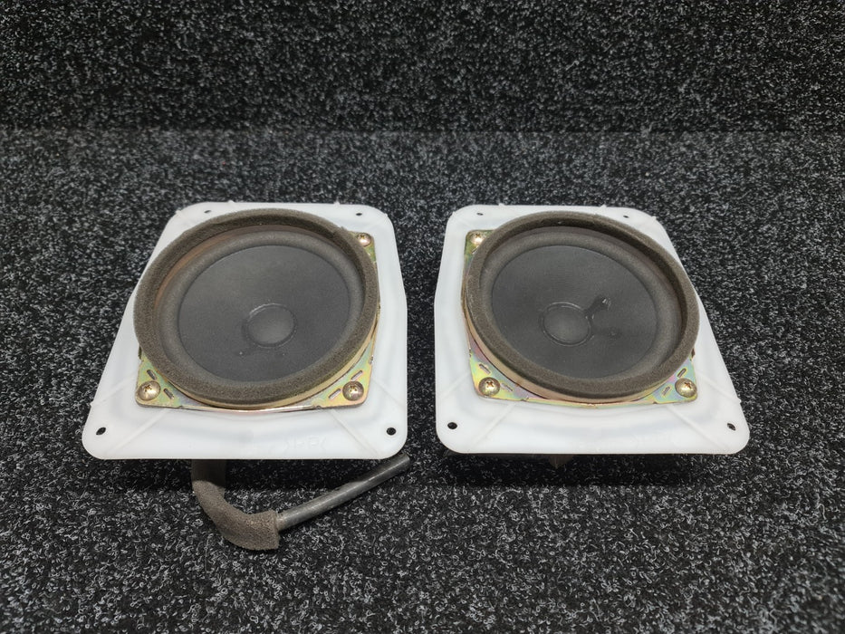Mitsubishi Lancer Evolution Front Door Speakers + Cover Mounts (2) CN9A CP9A Evo 4 5 6 TMEMB629120 MR172418