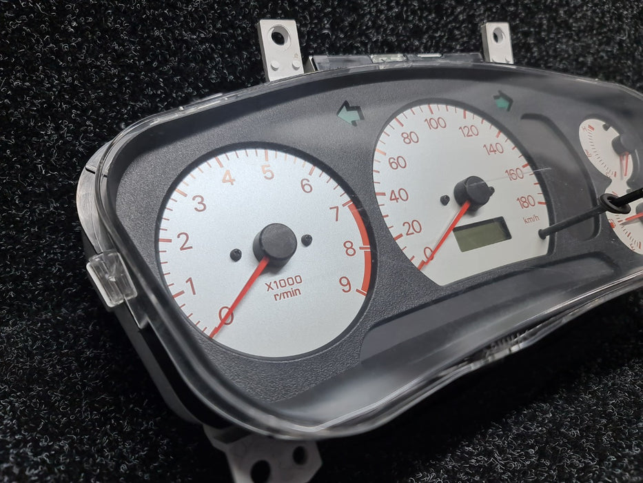 Genuine Mitsubishi Evolution 4 / 5 Dash Cluster 9,000 RPM 180 KM/H - WHITE Face - CN9A CP9A MR444140