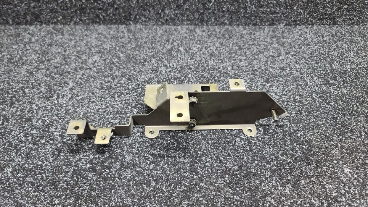 Mitsubishi Lancer Evolution 4 Engine Control Resistor Bracket CN9A GSR / RS MR204335