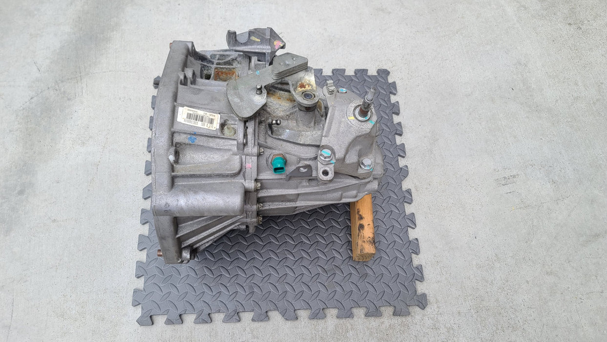 Renault Sport Clio MK3 RS197 / RS200 F4R X85 TL4 6 Speed Gearbox 35,000 km 7701700572