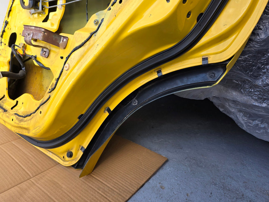 Mitsubishi Lancer Evolution CP9A Evo 5 6 TME RHS Right Rear Door Dandelion Yellow Y01