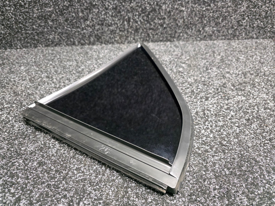 Mitsubishi Lancer Evolution 4 5 6 TME Rear RHS Quarter 1/4 Window Glass and Seal - CN9A CP9A