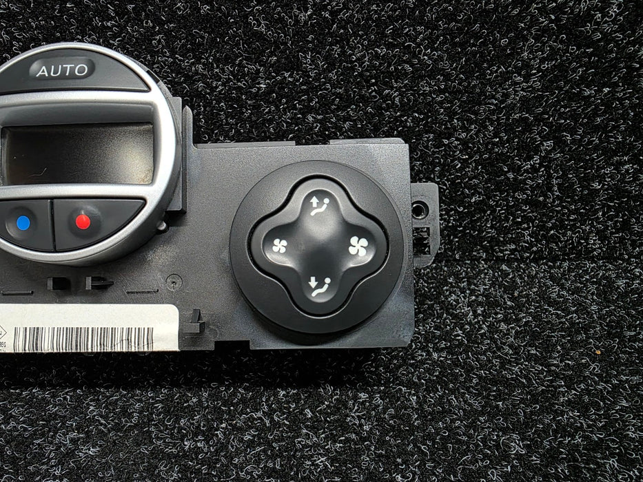 RENAULT Sport Clio MK3 197 200 X85 Air Conditioning / Heater Climate Control Unit - 8200296683
