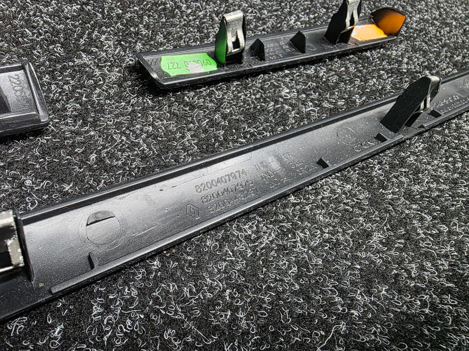 Renault Sport Clio X85 MK3 RS197 RS200 2005-2012 Gray / Silver Centre Dashboard Trim Decorative Plastic Dash Insert Set