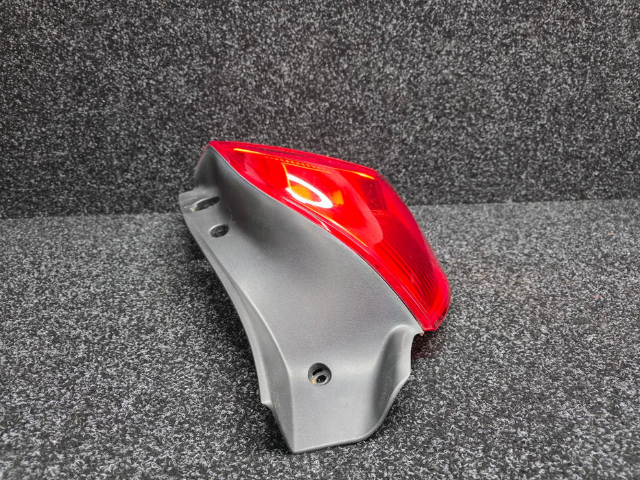 Renault Sport Clio 3 X85 RS 197 / 200 Rear Tail Light Lamp LHS