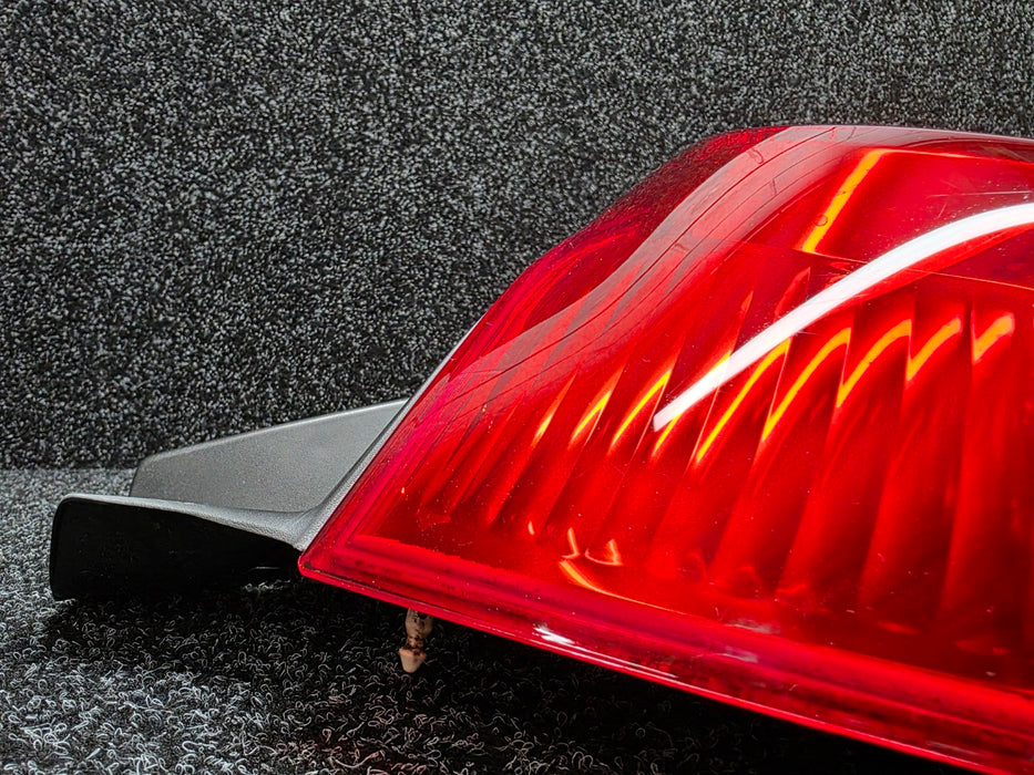 Renault Sport Clio 3 X85 RS 197 / 200 Rear Tail Light Lamp LHS