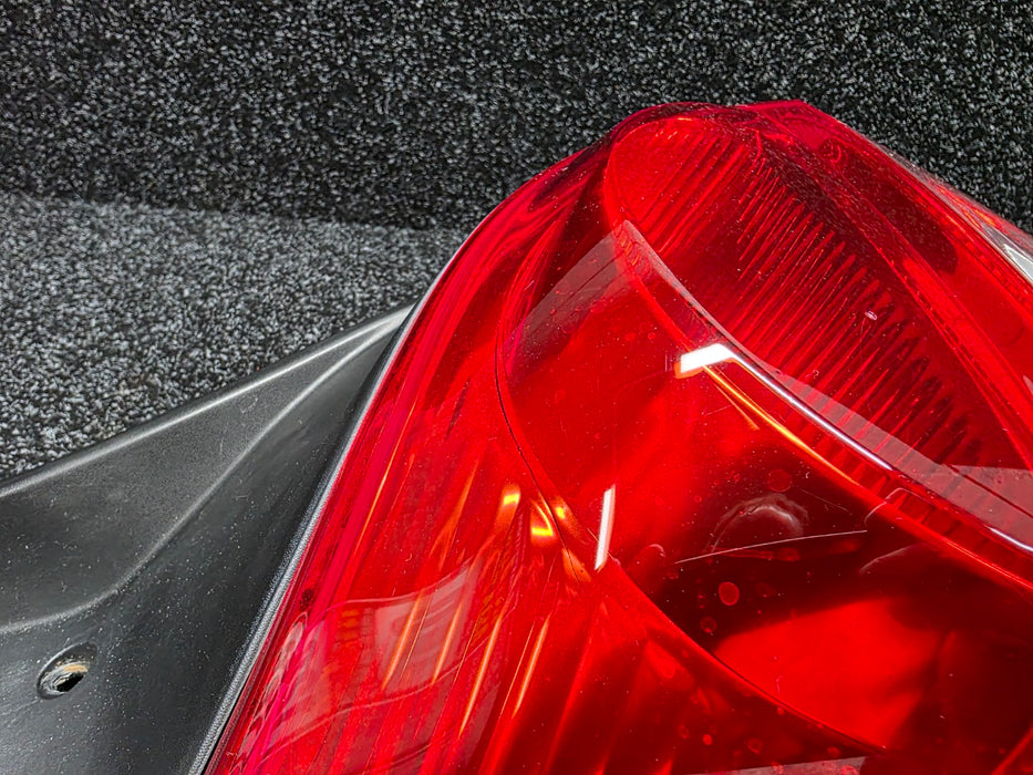 Renault Sport Clio 3 X85 RS 197 / 200 Rear Tail Light Lamp LHS