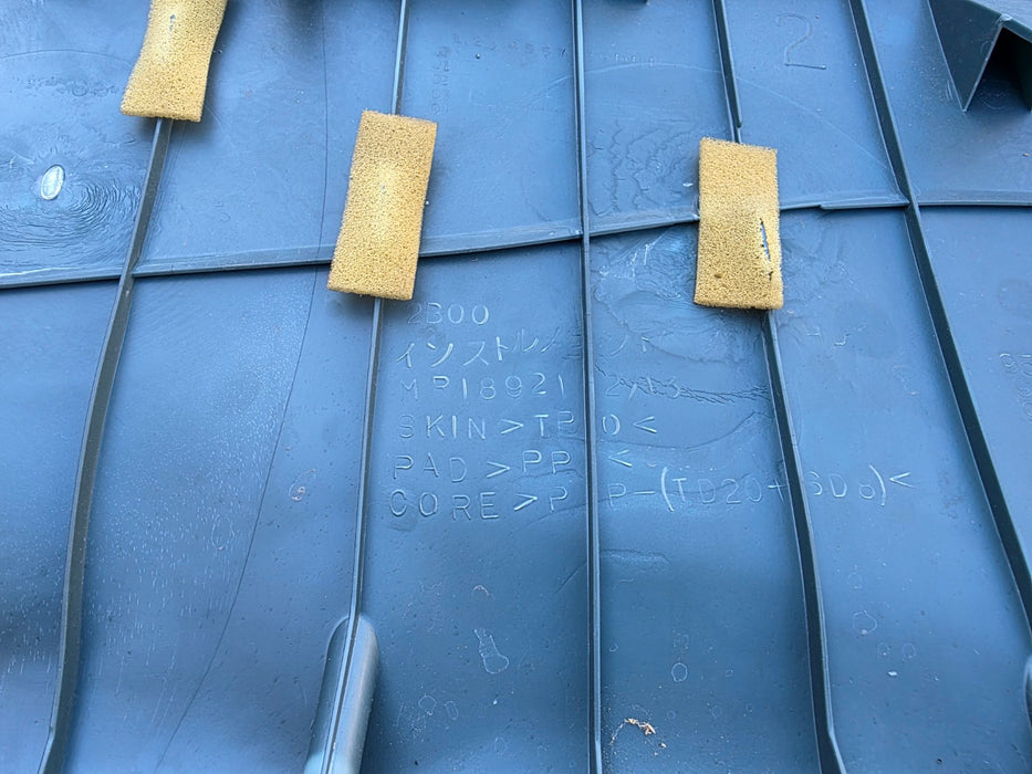 Mitsubishi Lancer Evolution CN9A CP9A GSR Instrument Panel Dash Pad Evo 4 5 6 TME MR330386