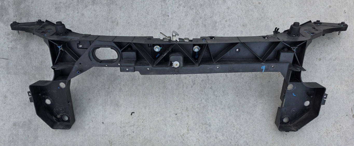 Renault Sport Clio X85 MK3 RS 197 / 200 Front Support Cowling 8200290143