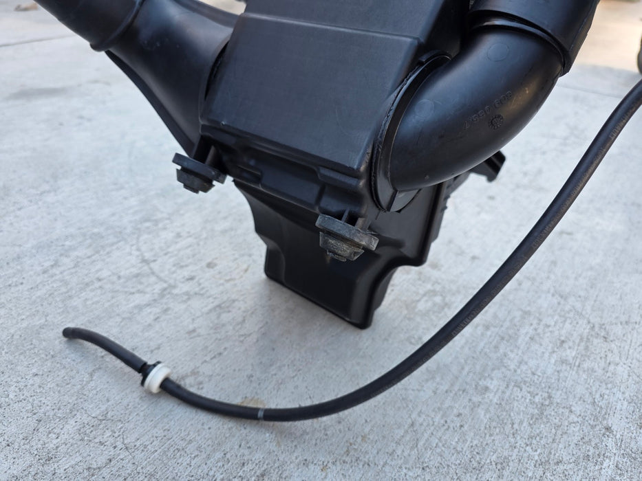 Renault Sport Clio X85 MK3 RS 197 / 200 Complete Air Filter Intake Induction Setup Assembly 8200490866 8200809195 8200809198 8200323523 8200426903 8200490917