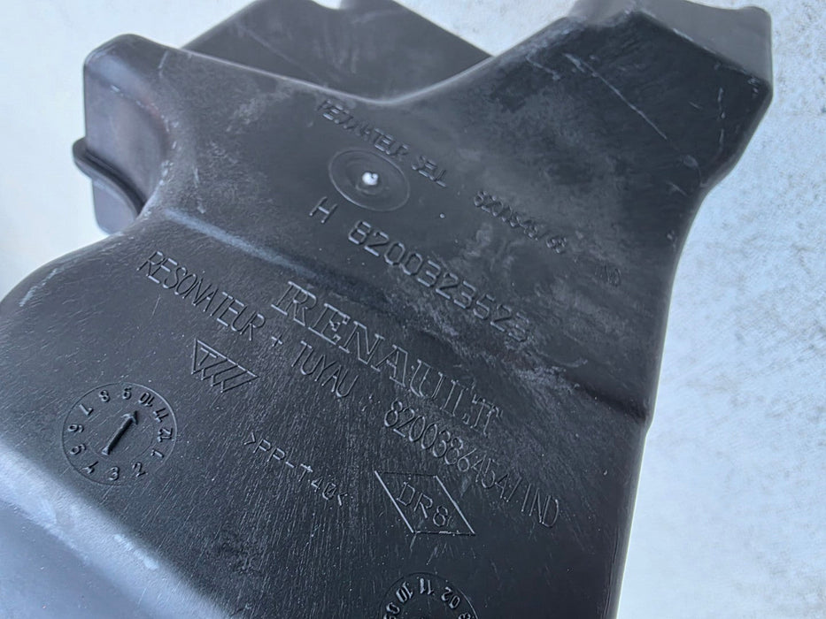 Renault Sport Clio X85 MK3 RS 197 / 200 Complete Air Filter Intake Induction Setup Assembly 8200490866 8200809195 8200809198 8200323523 8200426903 8200490917