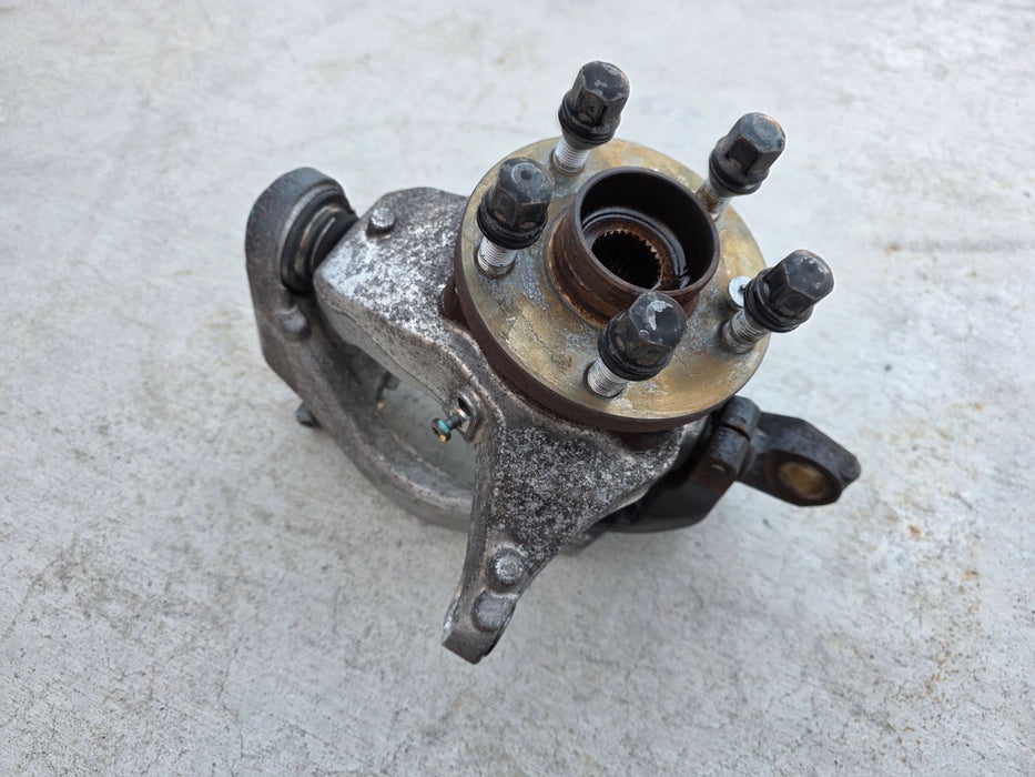 Renault Sport Clio MK3 RS 197 200 X85 Front RHS Inner Hub + Swivel Hub Assembly 7701208963 + 701208960