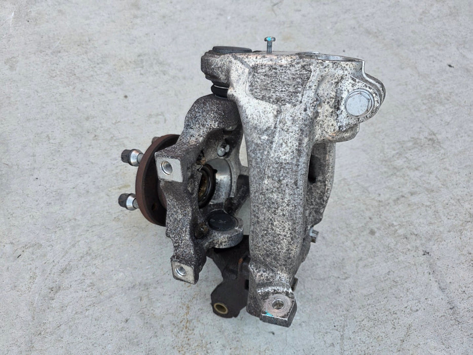 Renault Sport Clio MK3 RS 197 200 X85 Front RHS Inner Hub + Swivel Hub Assembly 7701208963 + 701208960