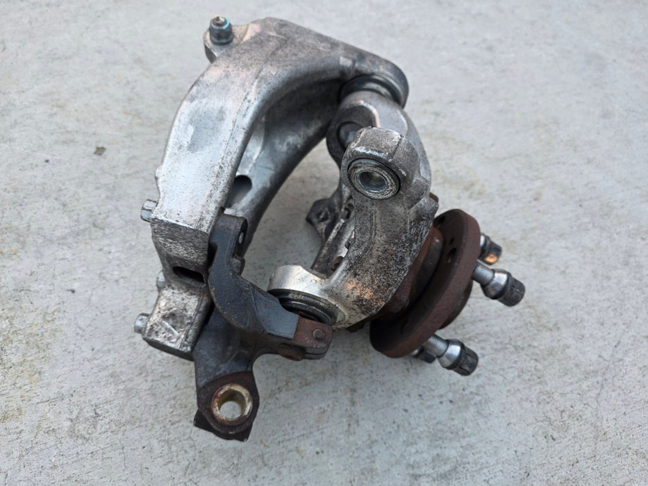 Renault Sport Clio MK3 RS 197 200 X85 Front RHS Inner Hub + Swivel Hub Assembly 7701208963 + 701208960