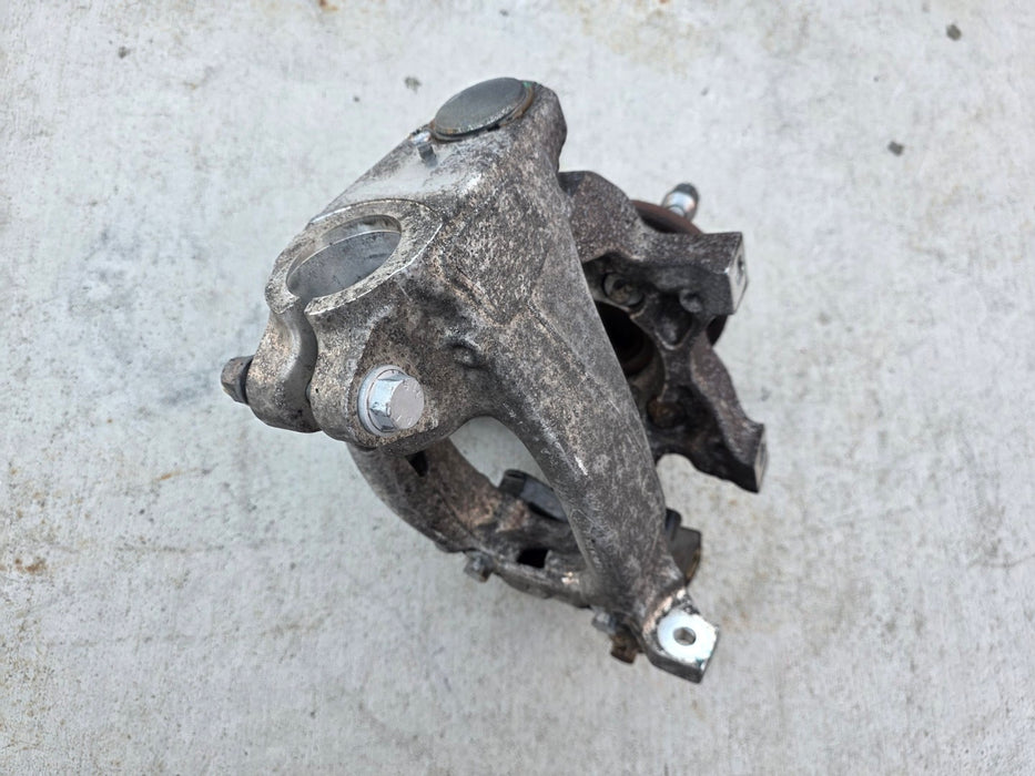 Renault Sport Clio MK3 RS 197 200 X85 Front LHS Inner Hub + Swivel Hub Assembly 7701208962 7701208961