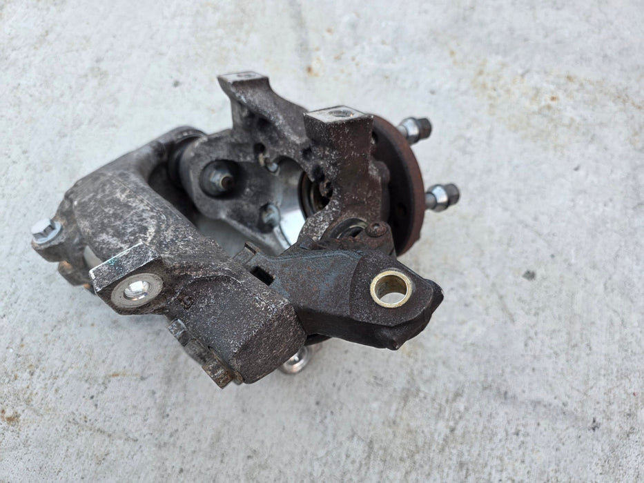 Renault Sport Clio MK3 RS 197 200 X85 Front LHS Inner Hub + Swivel Hub Assembly 7701208962 7701208961