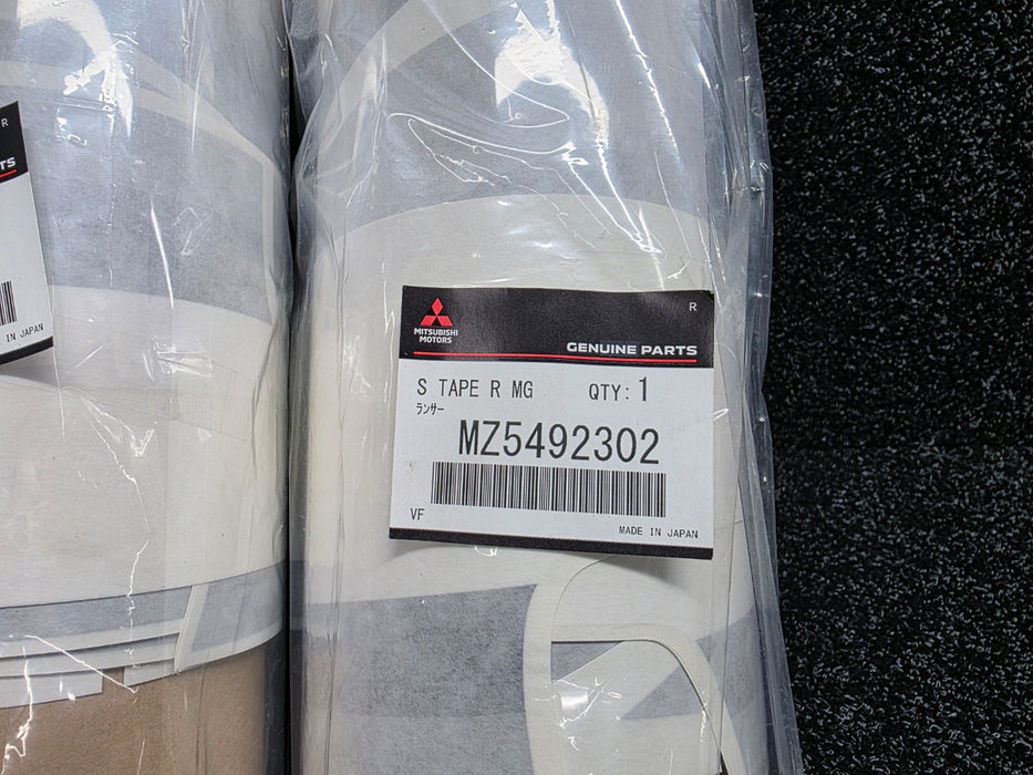 Brand New Genuine Mitsubishi Lancer Evolution CP9A 6.5 TME SNGF2 Side Decal Stripe Kit LHS + RHS MZ5492301 MZ5492302