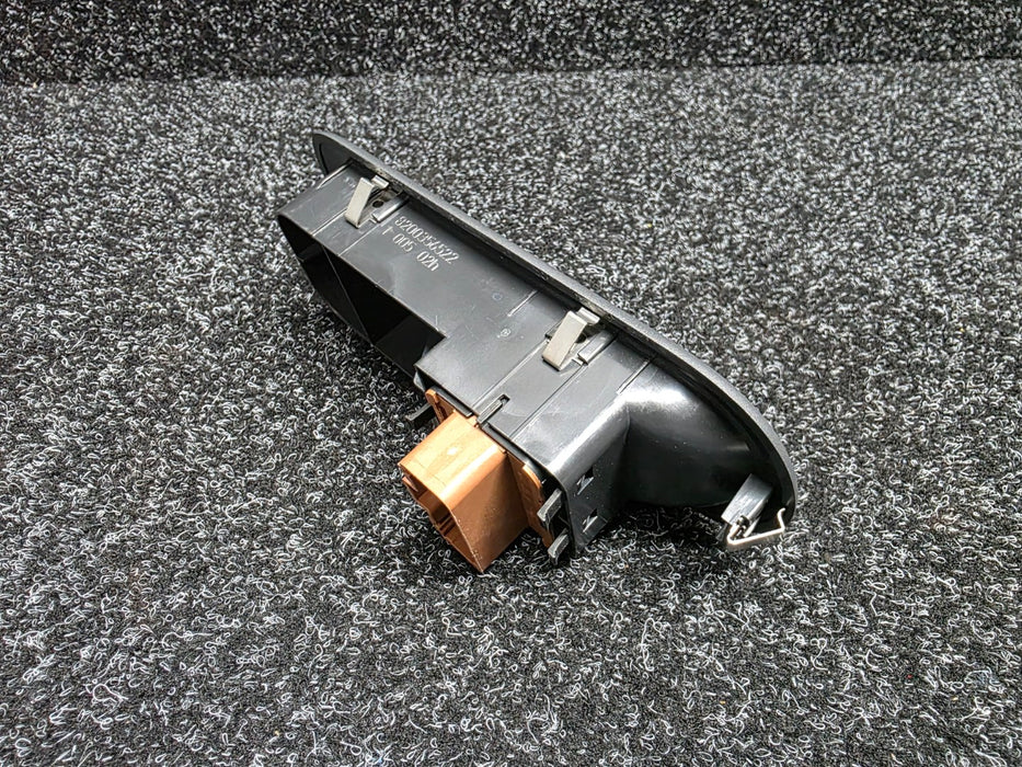 Renault Sport Clio MK3 RS 197 200 X85 Door Trim Interior Power Window Switch 3 Door RHS Driver Side 8200356522