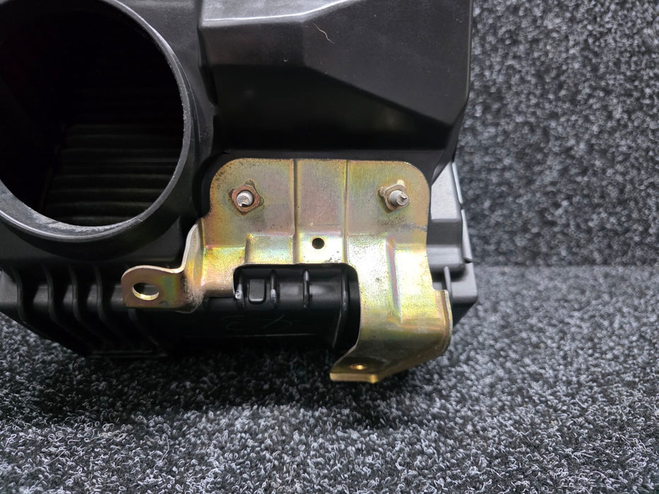 Mitsubishi Lancer Evolution 4 5 6 TME CN9A CP9A Air Filter Induction Box + Mounting Bracket