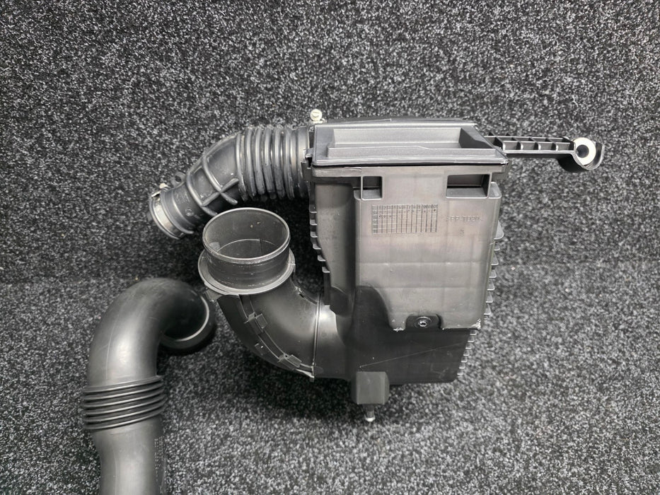 Renault Sport Clio MK4 X98 RS200 RS220 Engine Air Filter Housing Intake Box+ Air Intake Inlet Pipe 8201242810 8201268094