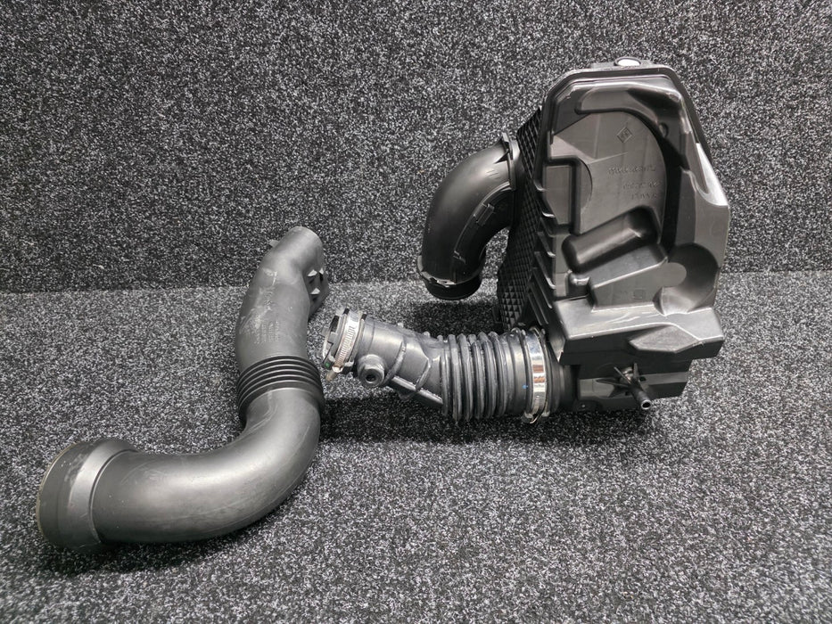 Renault Sport Clio MK4 X98 RS200 RS220 Engine Air Filter Housing Intake Box+ Air Intake Inlet Pipe 8201242810 8201268094