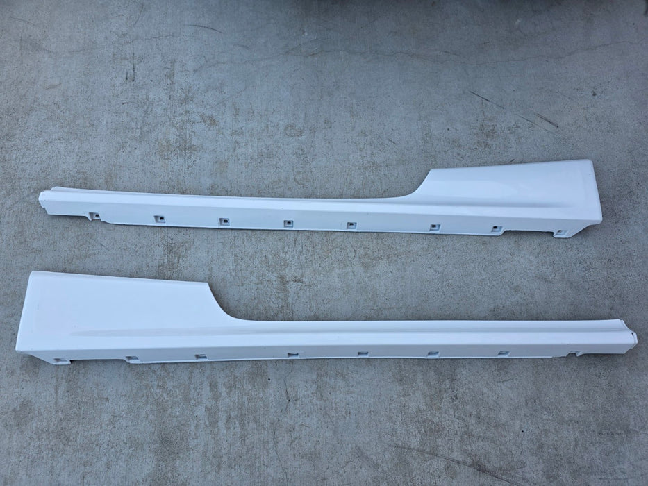 Nissan Skyline R33 GTR BCNR33 Side Skirt Step Mud Guard LHS + RHS - White