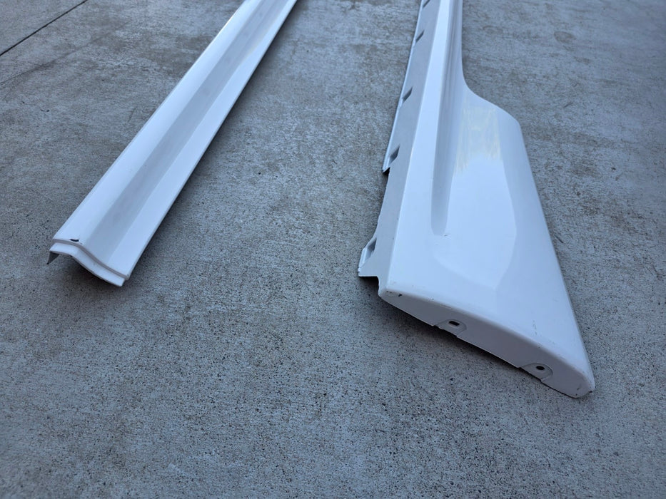 Nissan Skyline R33 GTR BCNR33 Side Skirt Step Mud Guard LHS + RHS - White
