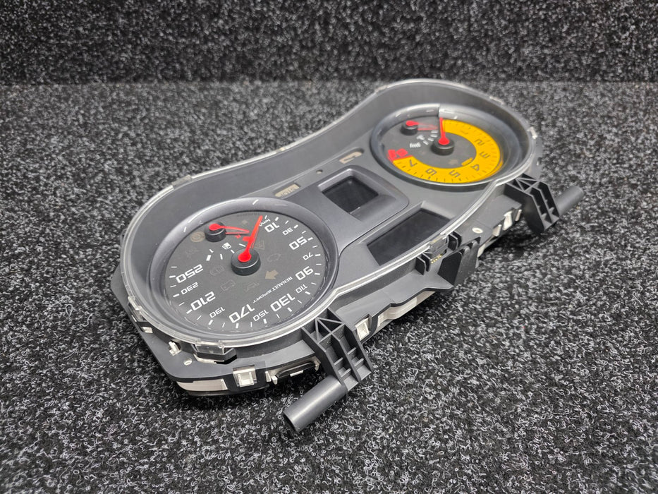 Renault Sport Clio / Lutecia X85 MK3 RS197 / RS200 Dash Instrument Panel Cluster 8200904043