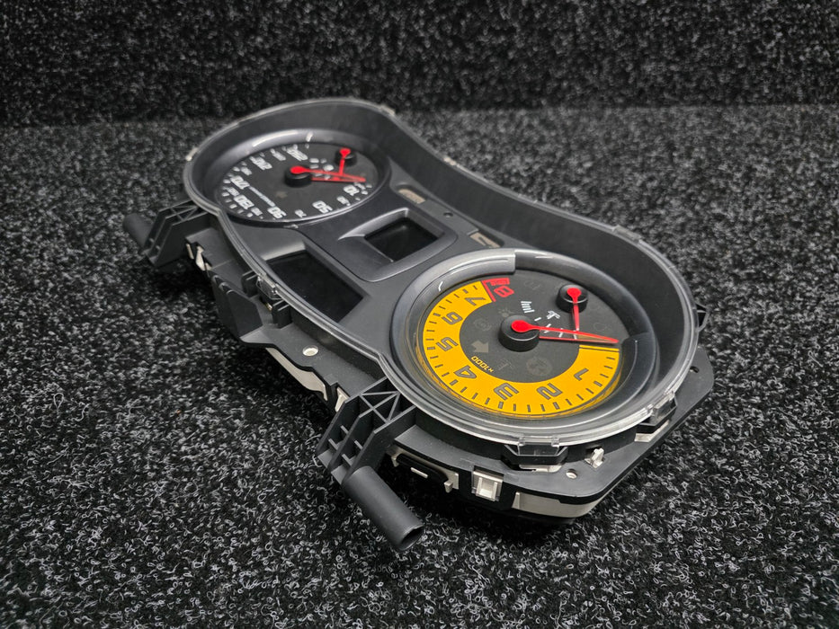 Renault Sport Clio / Lutecia X85 MK3 RS197 / RS200 Dash Instrument Panel Cluster 8200904043
