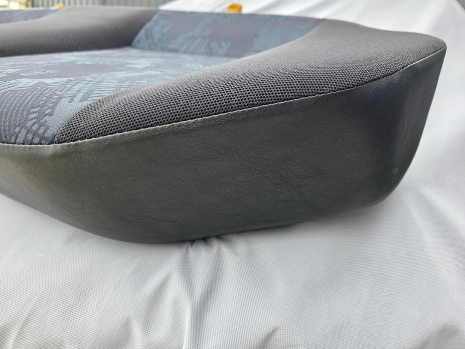 Mitsubishi Lancer Evolution Genuine Factory Rear Seat Set RS CP9A Evo 5 6 TME