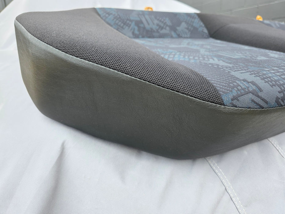 Mitsubishi Lancer Evolution Genuine Factory Rear Seat Set RS CP9A Evo 5 6 TME