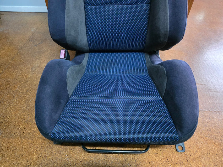 Mitsubishi Lancer Evolution 7 GSR CT9A Genuine Factory Front LHS Passenger Seat on CN9A CP9A Seat Rails Evo 4 5 6 TME 7