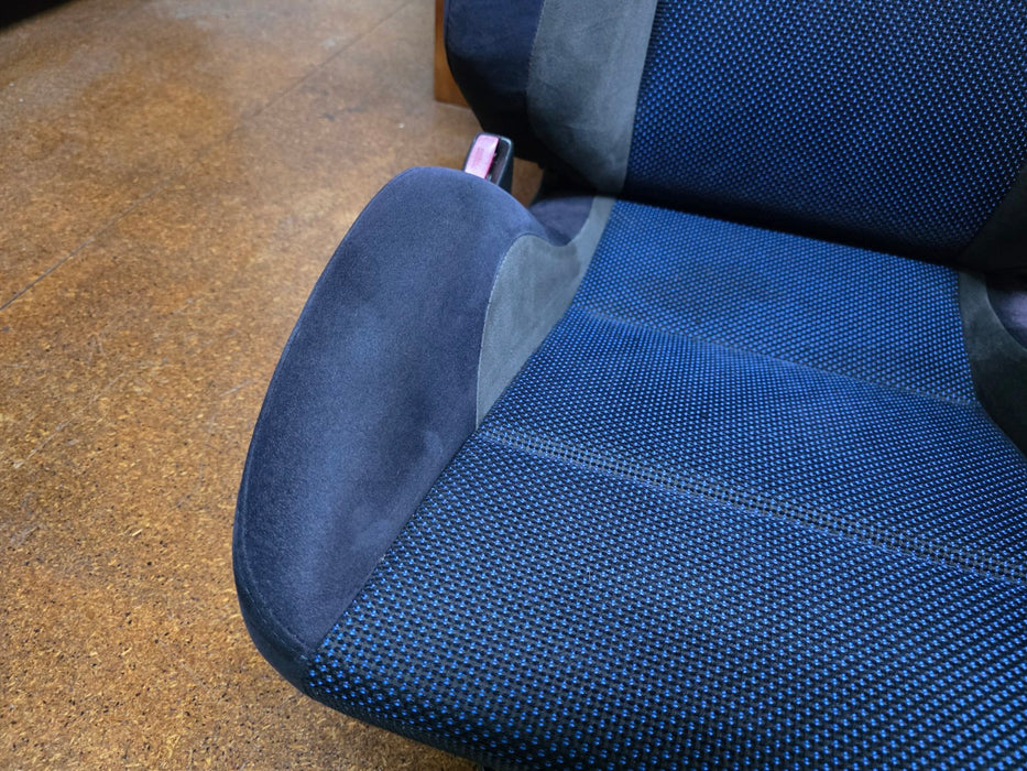 Mitsubishi Lancer Evolution 7 GSR CT9A Genuine Factory Front LHS Passenger Seat on CN9A CP9A Seat Rails Evo 4 5 6 TME 7