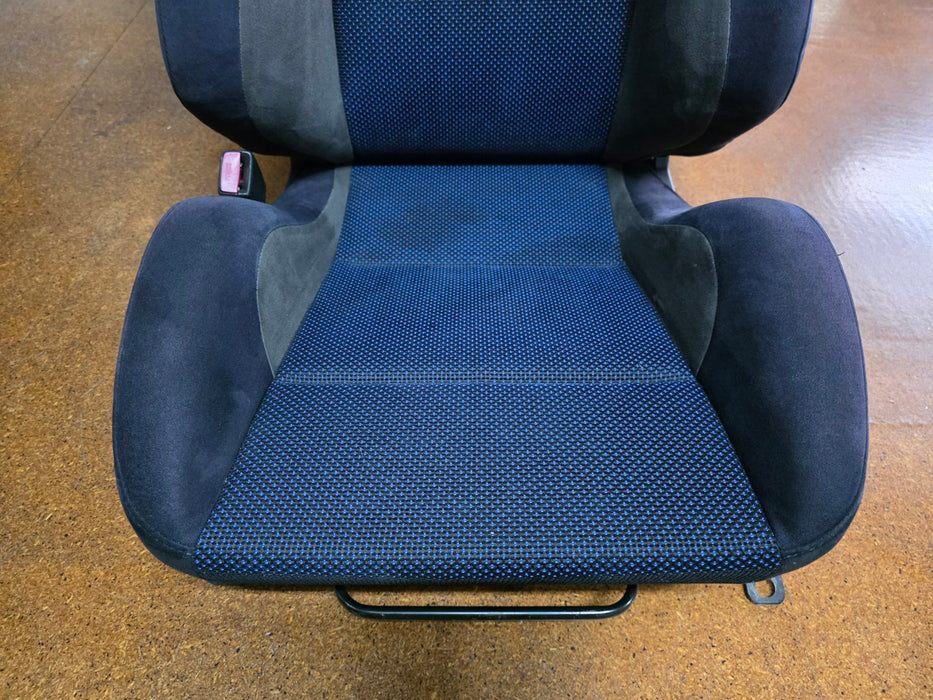 Mitsubishi Lancer Evolution 7 GSR CT9A Genuine Factory Front LHS Passenger Seat on CN9A CP9A Seat Rails Evo 4 5 6 TME 7