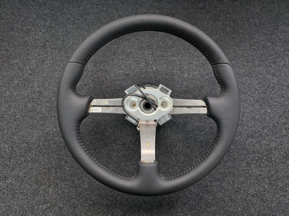 Mitsubishi Evolution Lancer CN9A CP9A RS SNDF Genuine MOMO Steering Wheel Restored / Refurbished Evo 4 5 6 TME