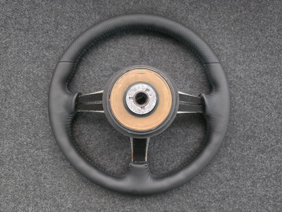 Mitsubishi Evolution Lancer CN9A CP9A RS SNDF Genuine MOMO Steering Wheel Restored / Refurbished Evo 4 5 6 TME