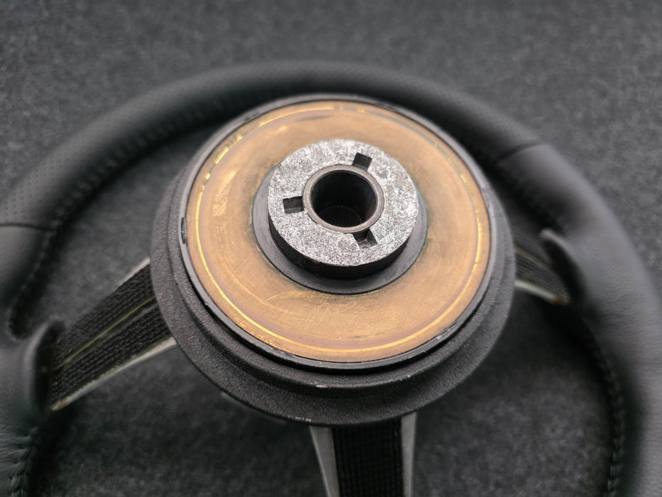 Mitsubishi Evolution Lancer CN9A CP9A RS SNDF Genuine MOMO Steering Wheel Restored / Refurbished Evo 4 5 6 TME