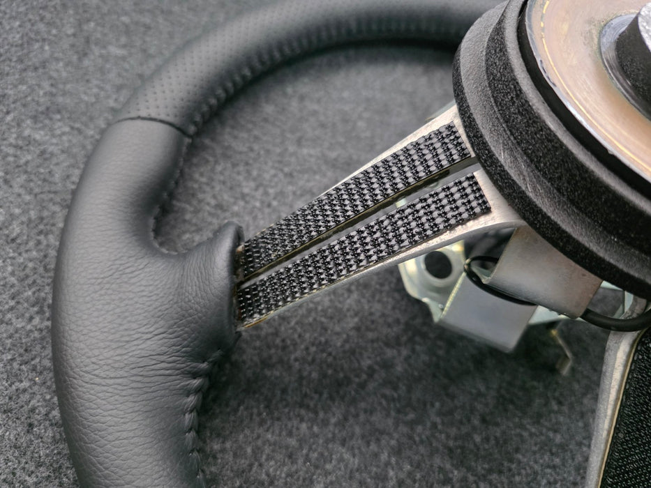 Mitsubishi Evolution Lancer CN9A CP9A RS SNDF Genuine MOMO Steering Wheel Restored / Refurbished Evo 4 5 6 TME