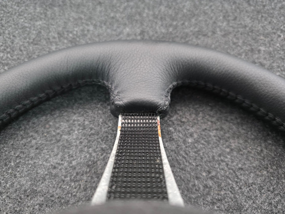 Mitsubishi Evolution Lancer CN9A CP9A RS SNDF Genuine MOMO Steering Wheel Restored / Refurbished Evo 4 5 6 TME