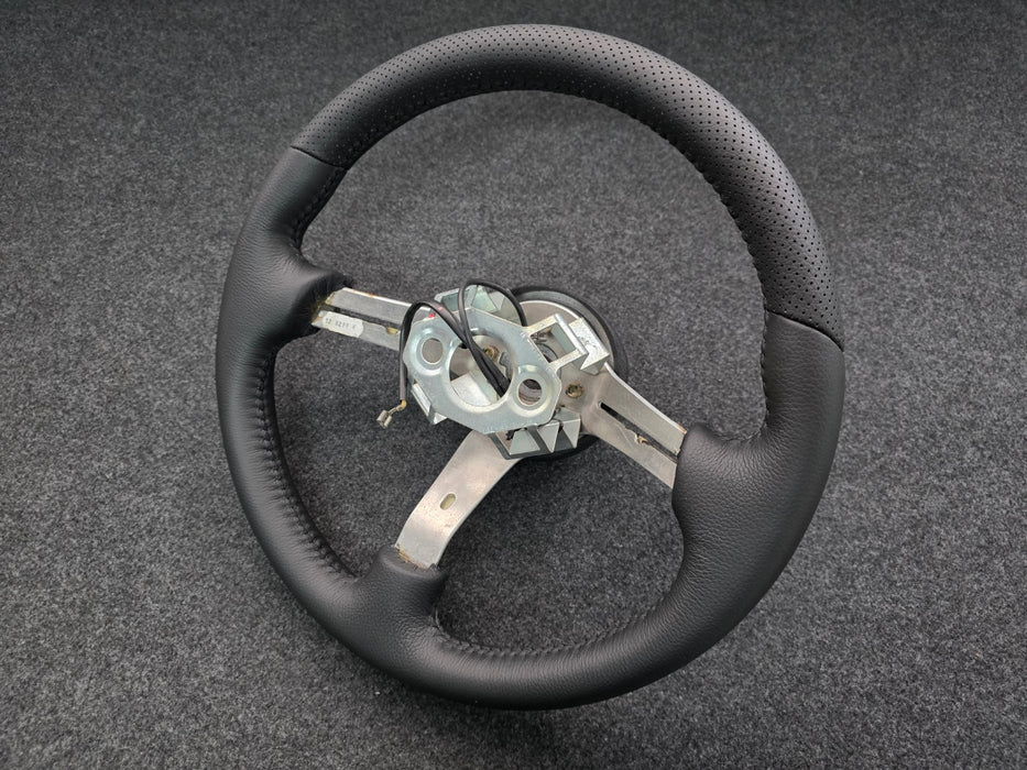 Mitsubishi Evolution Lancer CN9A CP9A RS SNDF Genuine MOMO Steering Wheel Restored / Refurbished Evo 4 5 6 TME