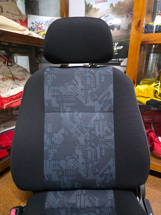 Mitsubishi Lancer Evolution Genuine Factory Front Passenger LHS Seat RS CP9A Evo 5 6 TME
