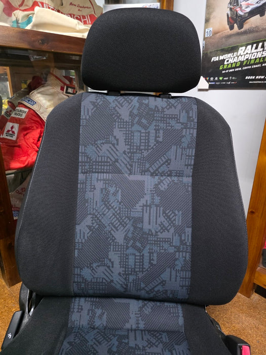 Mitsubishi Lancer Evolution Genuine Factory Front RHS Driver Seat RS CP9A Evo 5 6 TME