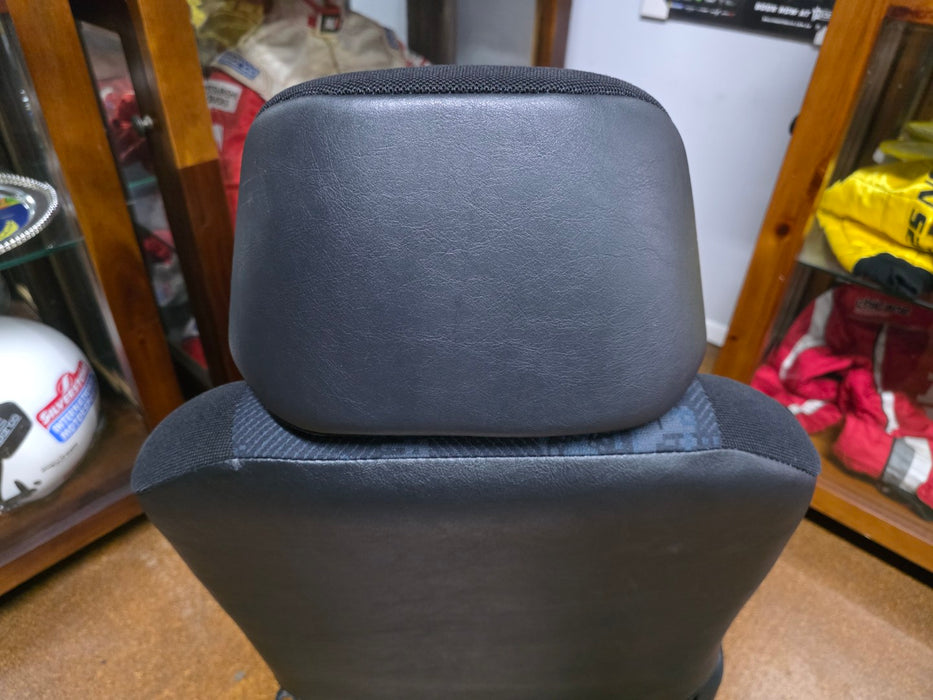 Mitsubishi Lancer Evolution Genuine Factory Front RHS Driver Seat RS CP9A Evo 5 6 TME