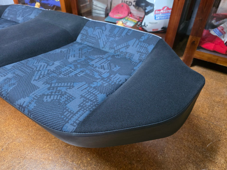 Mitsubishi Lancer Evolution Genuine Factory Rear Bottom Seat RS CP9A Evo 5 6 TME