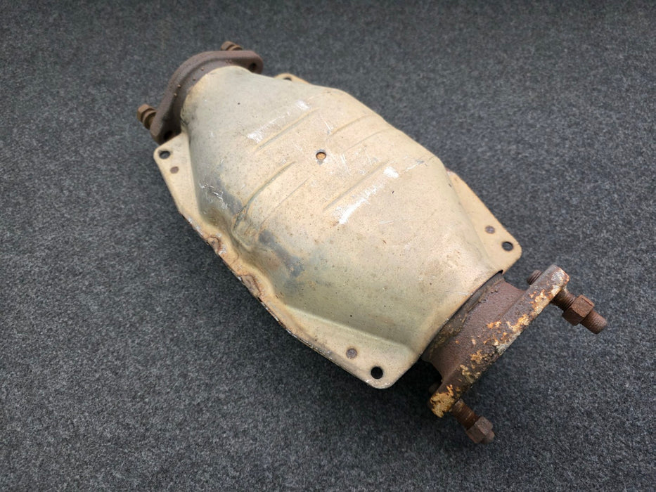 Mitsubishi Lancer Evolution Exhaust Catalytic Converter CP9A Evo 5 6 TME MR385772