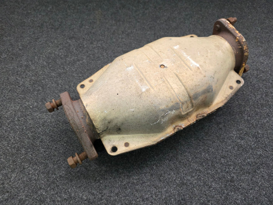 Mitsubishi Lancer Evolution Exhaust Catalytic Converter CP9A Evo 5 6 TME MR385772