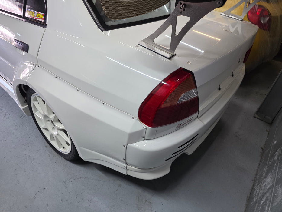 1998 Mitsubishi Lancer Evolution 5 RS Time Attack Car