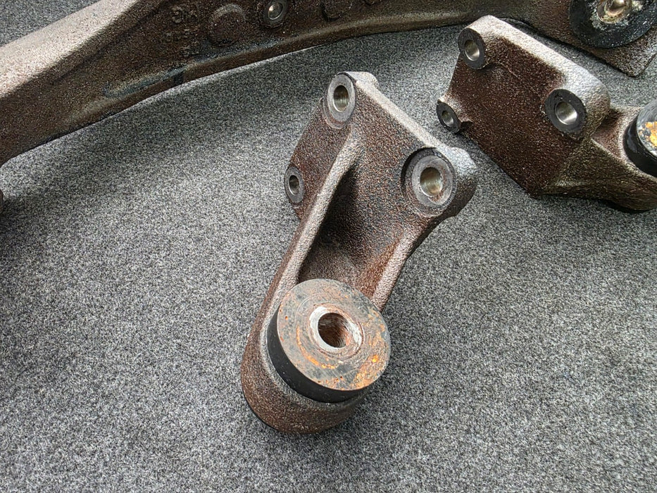 Mitsubishi Lancer Evolution CP9A Evo 5 6 TME RS Rear Differential Brace Brackets CP9A MR197467 MR369381 MR369382