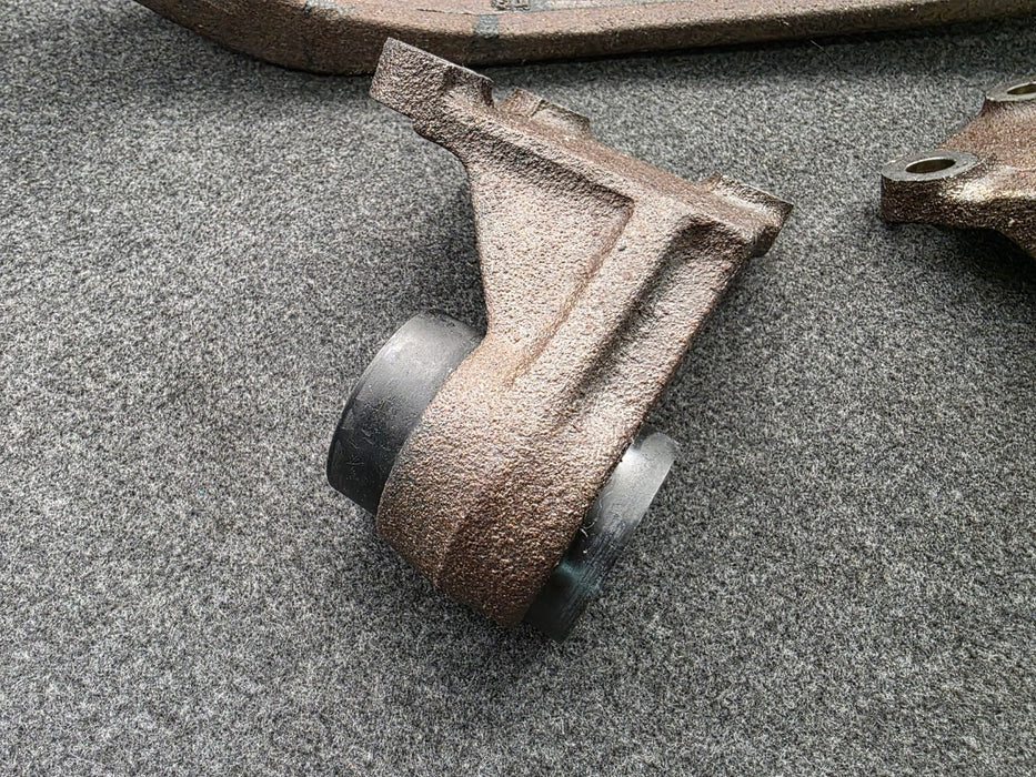 Mitsubishi Lancer Evolution CP9A Evo 5 6 TME RS Rear Differential Brace Brackets CP9A MR197467 MR369381 MR369382